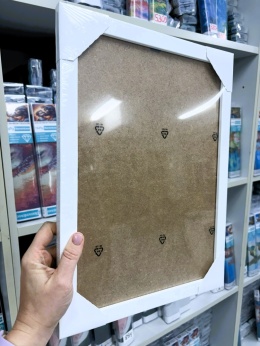 30x40 Biała Ramka Idealnie Dopasowana do Haftu Diamentowego z Naszej Oferty