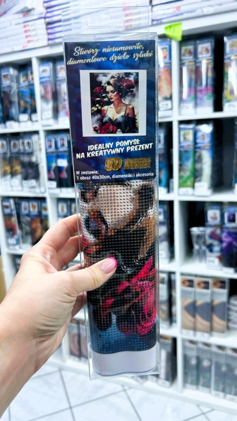 Haft Diamentowy Diamond Painting Mozaika Kobieta Róże Hiszpanka