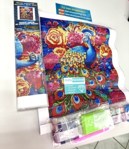 Haft Diamentowy Diamond Painting Paw Pawie Kolorowe Pióra Kwiaty Róże