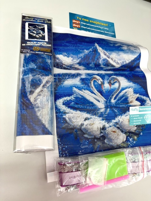 Haft Diamentowy Łabędzie Róże Góry Krajobraz Diamond Paiting Mozaika Zestaw