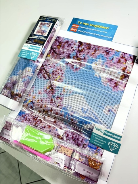 Haft Diamentowy Diamond Painting Kwiat Wiśni Drzewo Góry Krajobraz