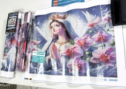 Haft Diamentowy Diamond Painting Mozaika Maryja Kwiaty Modlitwa Boska