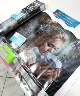 Haft Diamentowy Mozaika Diamond Painting Kwiaty Kobieta Księżniczka