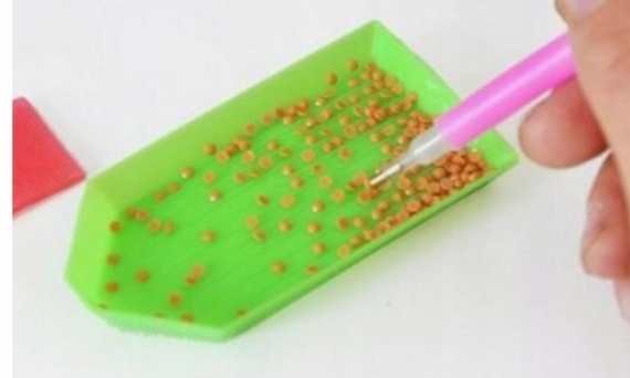 Haft diamentowy jako prezent – czy to dobry pomysł? [PORADNIK 2026]